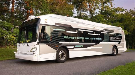 New Flyer Presents North America’s First Automated Heavy-Duty Transit Bus