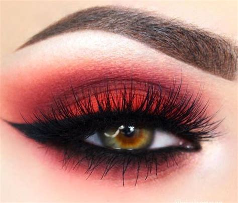 Devil Eye Makeup Ideas - Mugeek Vidalondon