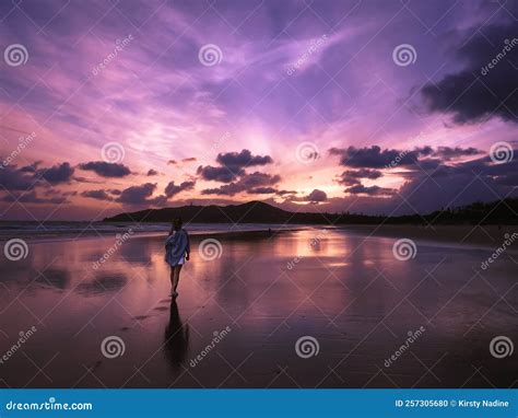 Sunrise at Byron Bay stock photo. Image of background - 257305680