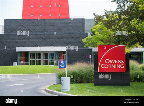 The headquarters of Owens Corning in Toledo, Ohio Stock Photo - Alamy