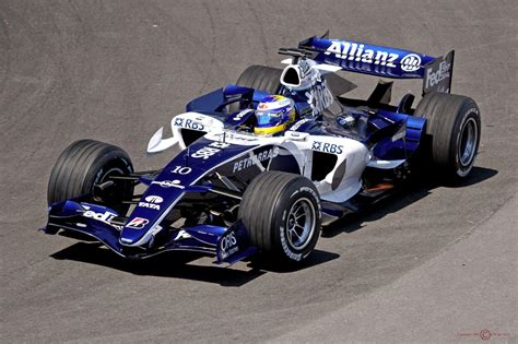 Best Williams Livery of 21st Century. They Should go back to this in ...