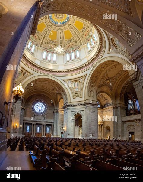 Cathedral of Saint Paul interior Stock Photo - Alamy