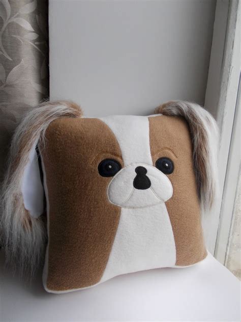 Rollanda onlineshop pillows: Japanese Chin dog pillow with furry ears