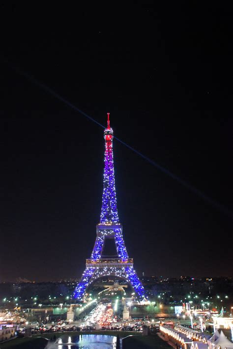 Flowers and more: Eiffel Tower Under Christmas Lights