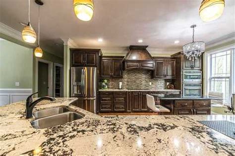 Delicatus White Granite | Kitchen and Bathroom Countertops