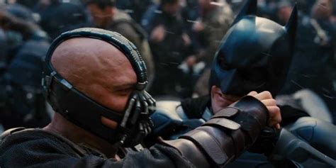 How Batman Beat Bane In The Dark Knight Rises' SECOND Fight