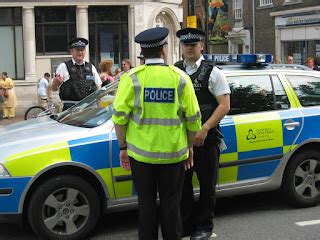 Booky Marky blog: Tonbridge Police Station "Opening Hours" 8am to 8pm....