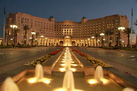 Passion For Luxury : The Ritz-Carlton Riyadh, Saudi Arabia