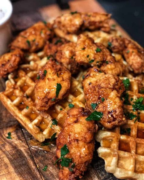 CHICKEN AND WAFFLES | SOUTHERN COOKING | EASY RECIPE