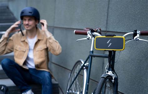 Swytch Technology’s Handlebar-Bag Battery Reduced To iPhone-Size To ...