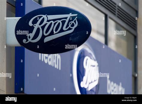 Boots Logo Chemist High Resolution Stock Photography and Images - Alamy