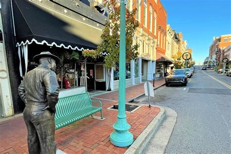 14 Top Things to Do in Clarksville, TN | PlanetWare