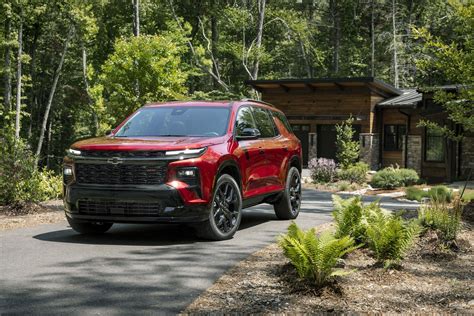 Chevrolet's redesigned 2024 Traverse gets new off-road Z71 trim | Driving