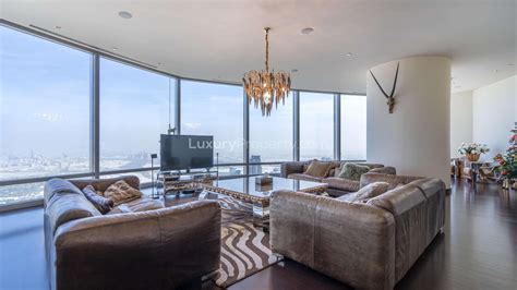 Four-Bedroom Incredible Penthouse in Burj Khalifa | LuxuryProperty.com