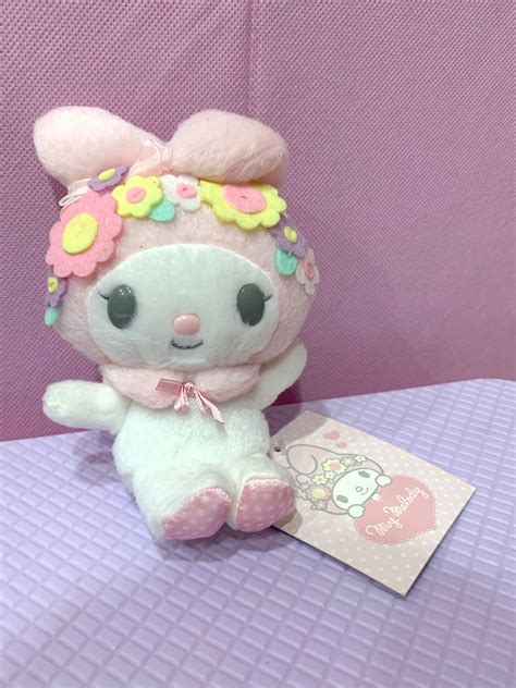 My Melody Flower Crown Mascot with Chain, Hobbies & Toys, Toys & Games ...