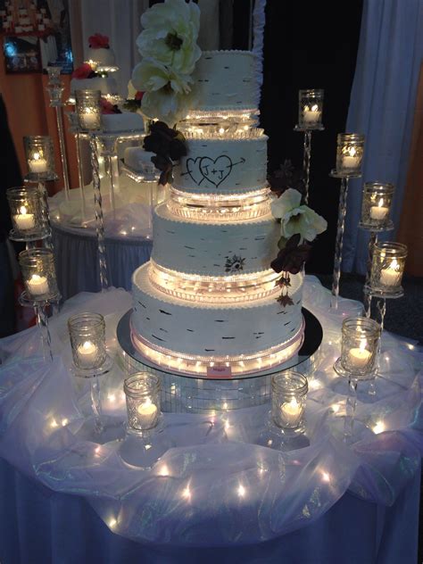 This is soo cool #weddingcake #lights #baking | Wedding cake stands ...