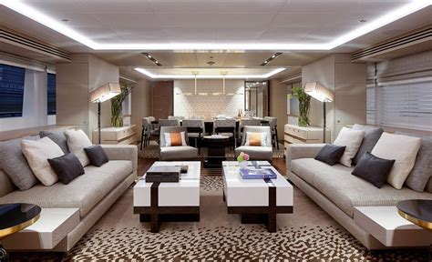 Yacht BOOK ENDS, Heesen Yachts | CHARTERWORLD Luxury Superyacht Charters