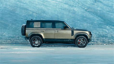 2021 Land Rover Defender Towing Capacity | How Much Can It Tow?