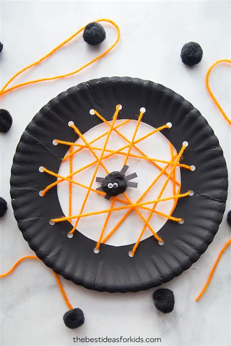 Spider Crafts | Spinne basteln, Halloween basteln mit kindern, Basteln halloween