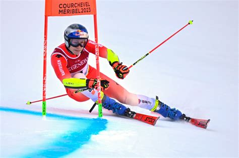 Olympic champion Odermatt earns second gold of Alpine World Ski ...