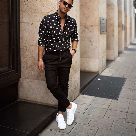 16 Polka Dot Outfits For Men & Styling Tips