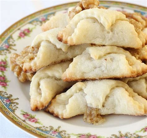 kifli hungarian walnut cookies recipes