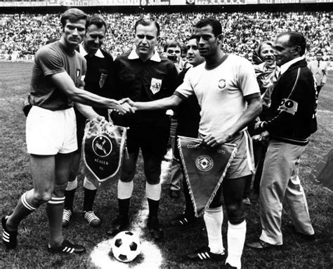 Mondiale 1970 Giacinto Facchetti e Carlos Alberto World Cup Final, International Football, Fifa ...