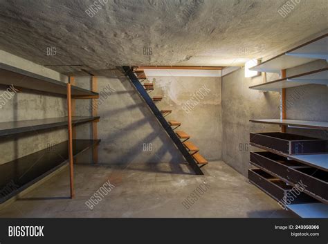 Empty Basement Image & Photo (Free Trial) | Bigstock