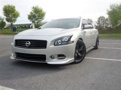 Evan’s 2009 Nissan Maxima