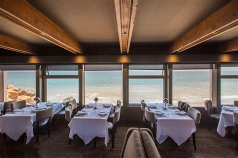 Malibu | Hours + Location | Mastro's | Classic Steakhouses and Ocean Club Seafood in the US