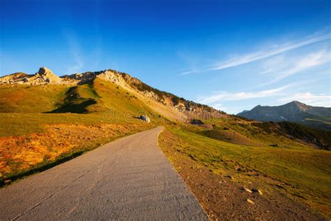 Road in mountain pass stock photo. Image of natural, scenic - 34290708