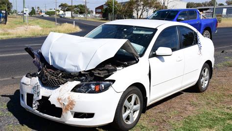 Smashed-up or burnt-out cars "eyesores" damaging Dubbo's reputation | Daily Liberal | Dubbo, NSW