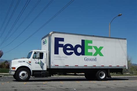 FEDEX GROUND - INTERNATIONAL BOX TRUCK | Navymailman | Flickr