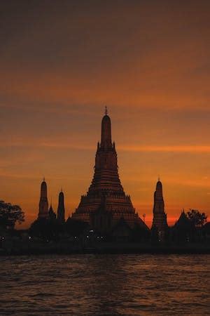 Wat Arun | History & Construction | Study.com