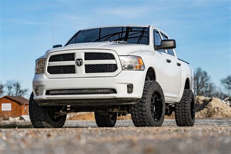 View build 6 Inch Lifted 2016 Ram 1500 | Rough Country