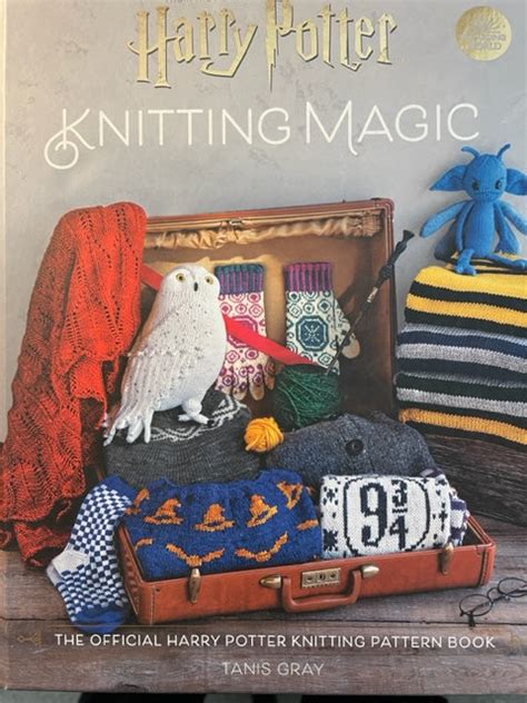 book: Harry Potter Knitting Magic – Knit This, Purl That