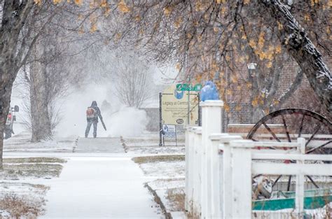 Snow falls, and so does temperature in Williston | Local News Stories | willistonherald.com