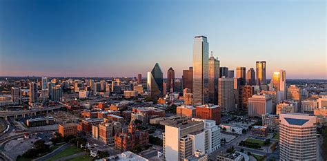 3,300+ Dallas Skyline Stock Photos, Pictures & Royalty-Free Images - iStock