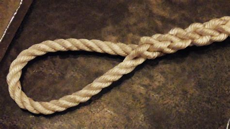 'Easy To Follow' - How To Tie An Eye Splice In 3 Strand Rope | FunnyCat.TV