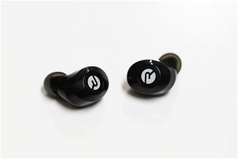 Raycon E25 Review - Headphone Dungeon