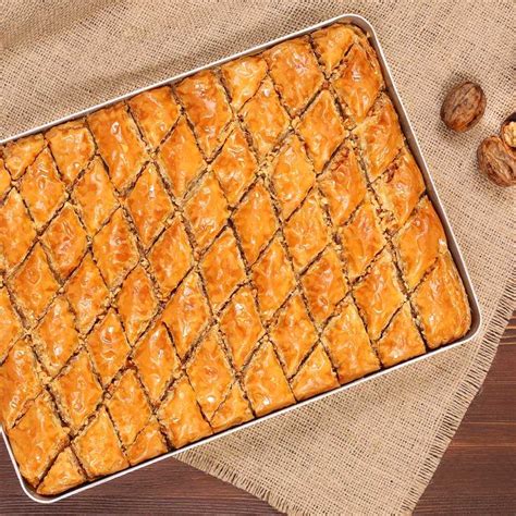 Buy Walnut Baklava, Fresh - Grand Bazaar Istanbul Online Shopping