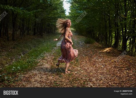 Scared Girl Running Image & Photo (Free Trial) | Bigstock