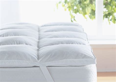 How To Choose The Right Down Feather Mattress Topper For Your Individual Needs | Mattress ...