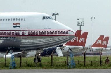 Indian airlines hit by wildcat strike | libcom.org