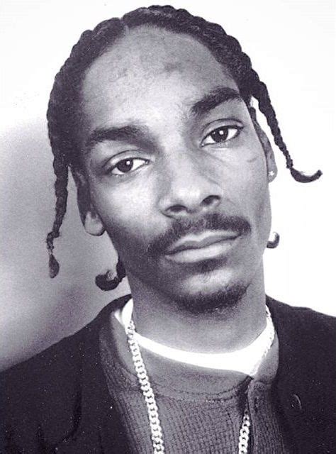 young snoopy | Celebrity portraits, Snoop doggy dogg, Portrait