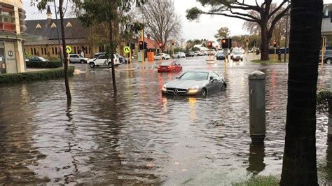 Perth storm - ABC News