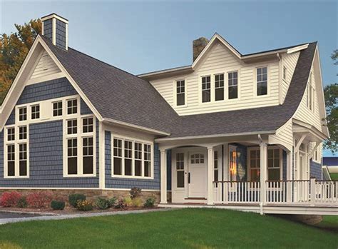 How to Choose Vinyl Siding Colors | House siding, House exterior ...