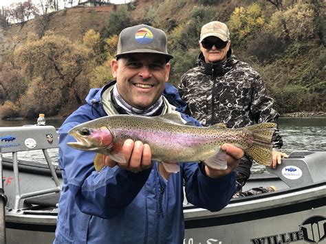 Classic fall fly fishing day in Redding California on Lower Sacramento ...