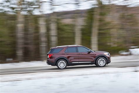 2020 Ford Explorer PHEV - Stunning HD Photos, Videos, Specs, Features ...