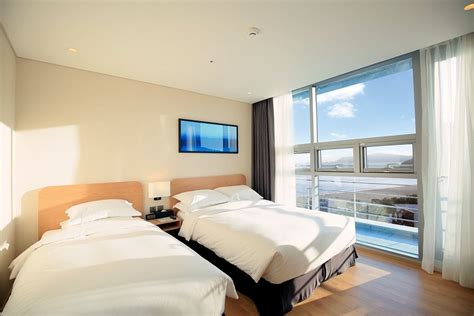 BEST WESTERN HAEUNDAE HOTEL $44 ($̶5̶6̶) - Prices & Reviews - Busan ...